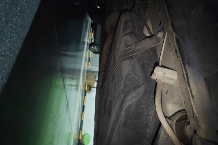 Used CHANGAN OSHAN X7 2021 1.5T Automatic Luxury Model Chassis Rear Left