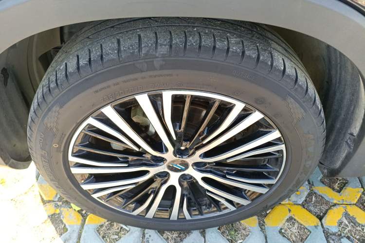 Used CHANGAN OSHAN X7 2021 1.5T Automatic Luxury Version Exterior 4