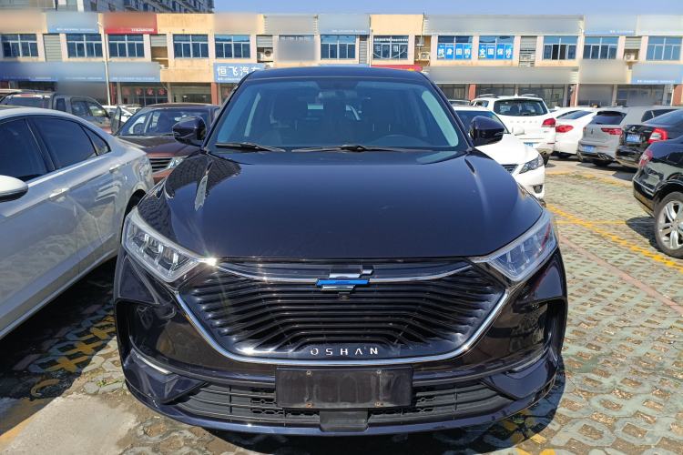 Used CHANGAN OSHAN X7 2021 1.5T Automatic Luxury Version Front