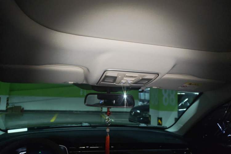 Used CHANGAN OSHAN X7 2021 1.5T Automatic Luxury Model Headliner