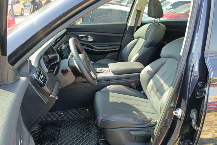 Used CHANGAN OSHAN X7 2021 1.5T Automatic Luxury Version Left Front Seat