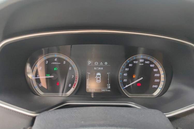 Used CHANGAN OSHAN X7 2021 1.5T Automatic Luxury Version Odometer Close Up
