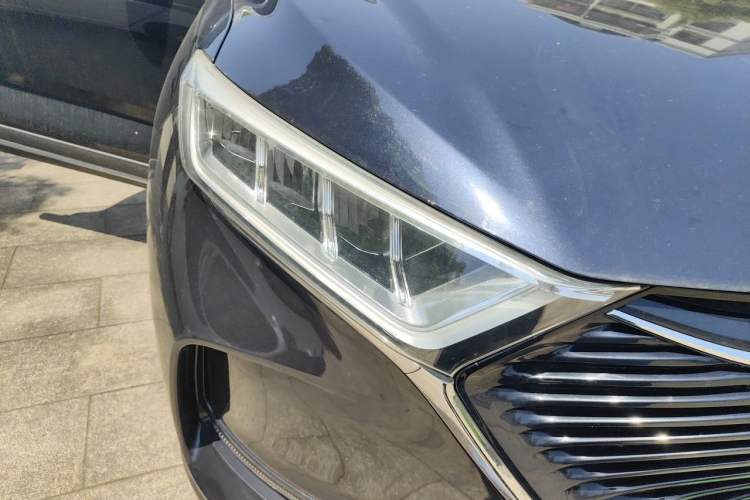Used CHANGAN OSHAN X7 2021 1.5T Automatic Luxury Model Right Front Headlight