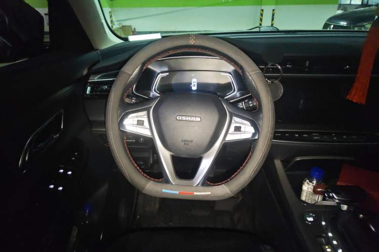 Used CHANGAN OSHAN X7 2021 1.5T Automatic Luxury Model Steering Wheel