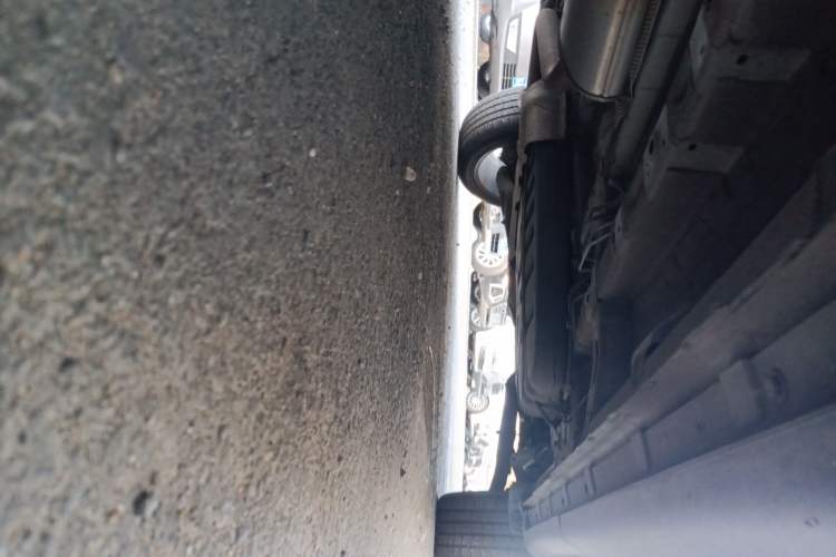 Used CHANGAN OSHAN X7 2021 1.5T Automatic Pilot Version Chassis Front Left