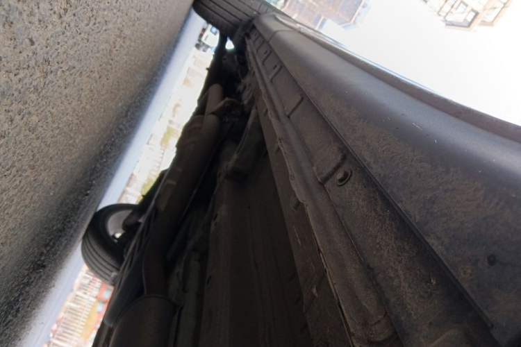 Used CHANGAN OSHAN X7 2021 1.5T Automatic Pilot Version Chassis Front Right