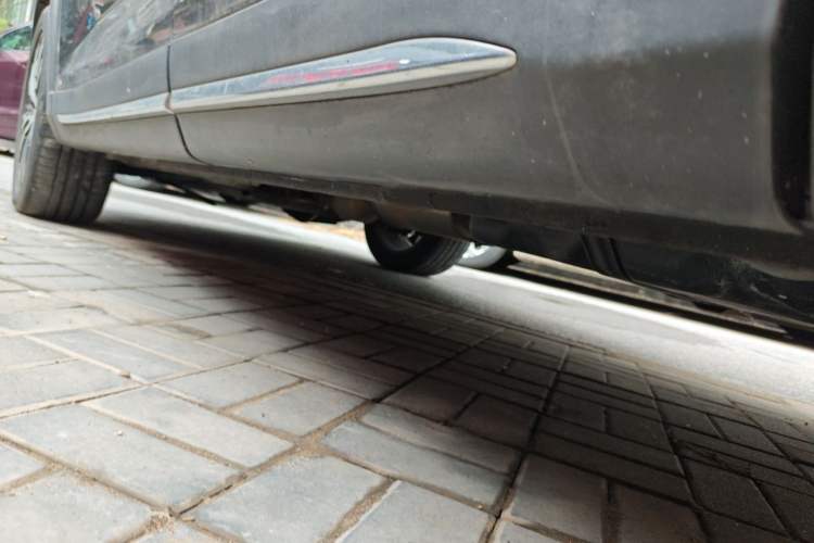 Used CHANGAN OSHAN X7 2021 1.5T Automatic Luxury Model Chassis Rear Left