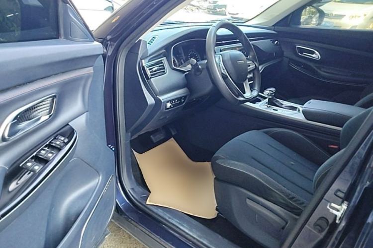 Used CHANGAN OSHAN X7 2021 1.5T Automatic Elite Edition Driver Seat