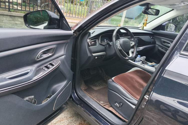 Used CHANGAN OSHAN X7 2021 1.5T Automatic Luxury Model Driver Seat