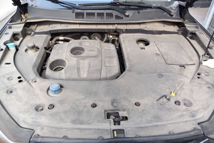 Used CHANGAN OSHAN X7 2021 1.5T Automatic Pilot Version Engine Bay