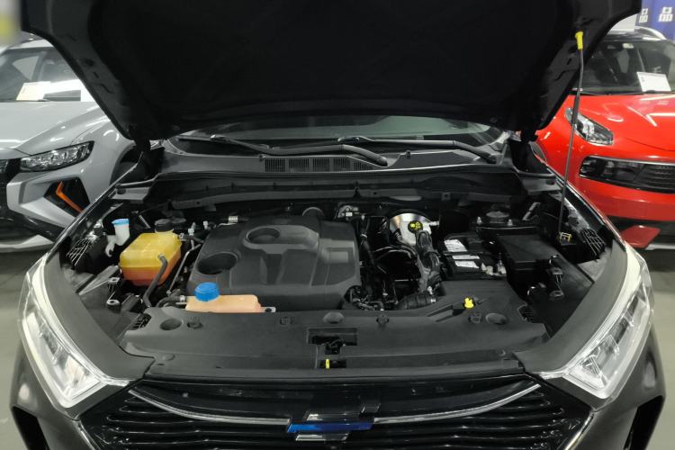 Used CHANGAN OSHAN X7 2021 1.5T Automatic Luxury Model Engine Bay