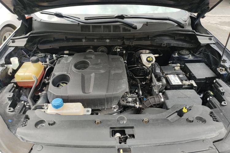 Used CHANGAN OSHAN X7 2021 1.5T Automatic Luxury Model Engine Bay