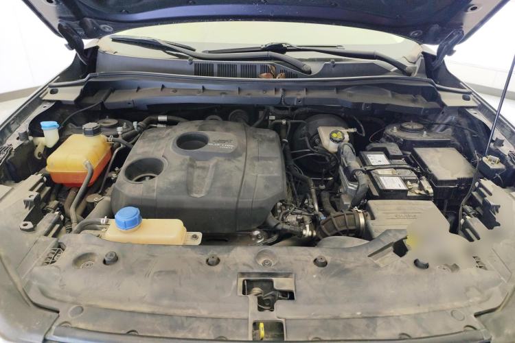 Used CHANGAN OSHAN X7 2021 1.5T Automatic Luxury Model Engine Bay