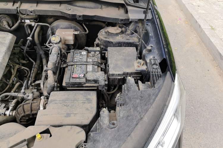 Used CHANGAN OSHAN X7 2021 1.5T Automatic Luxury Version Engine Bay Left