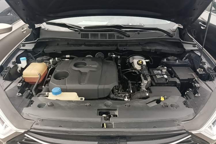 Used CHANGAN OSHAN X7 2021 1.5T Automatic Luxury Model Engine Bay