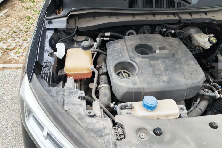 Used CHANGAN OSHAN X7 2021 1.5T Automatic Luxury Model Engine Bay Right