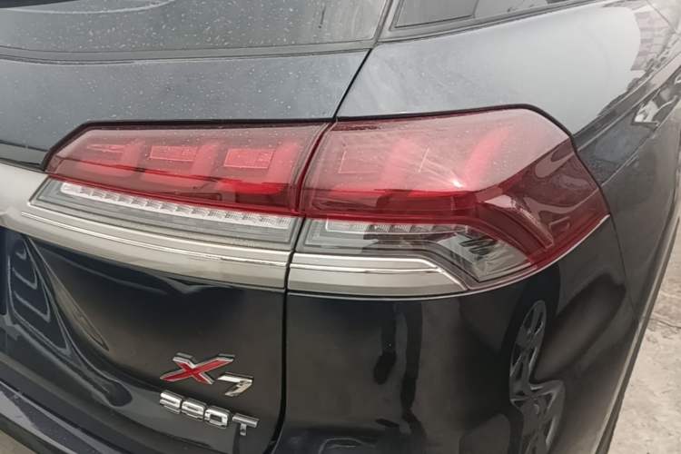 Used CHANGAN OSHAN X7 2021 1.5T Automatic Luxury Model Exterior 1