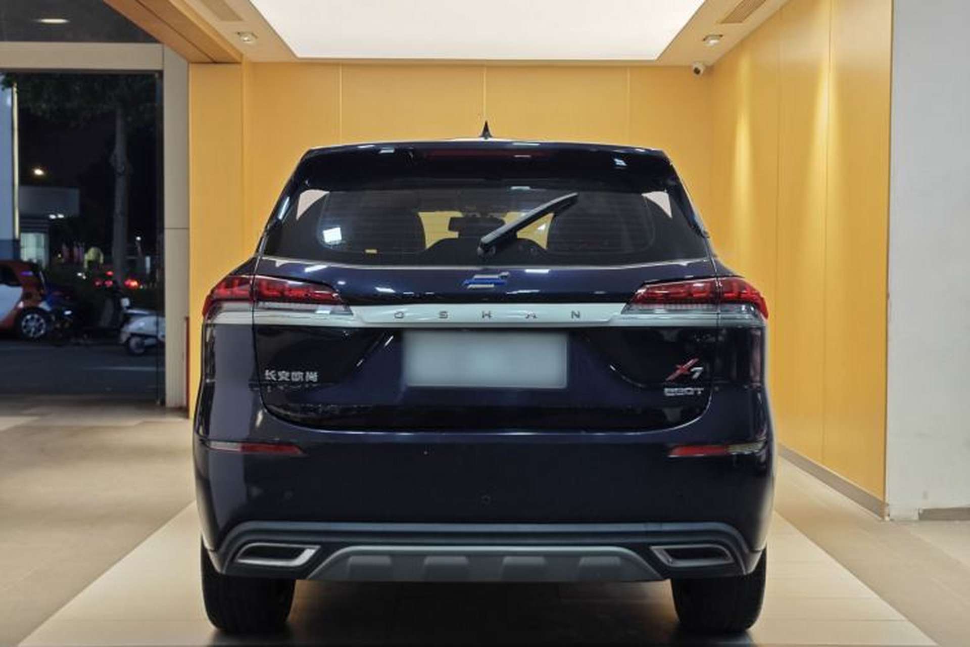 Used CHANGAN OSHAN X7 2021 1.5T Manual Luxury Version Exterior 10