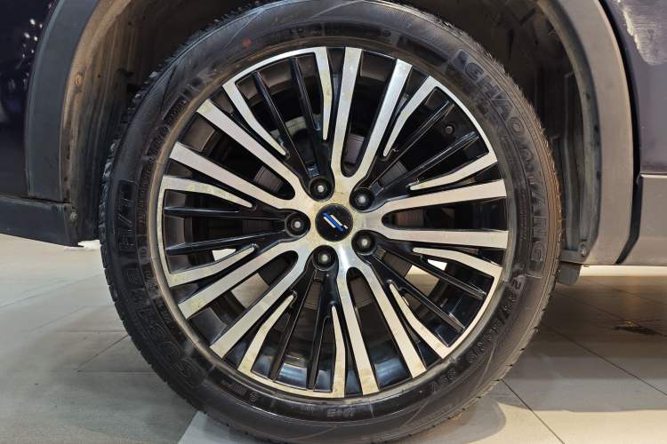 Used CHANGAN OSHAN X7 2021 1.5T Manual Luxury Version Exterior 12
