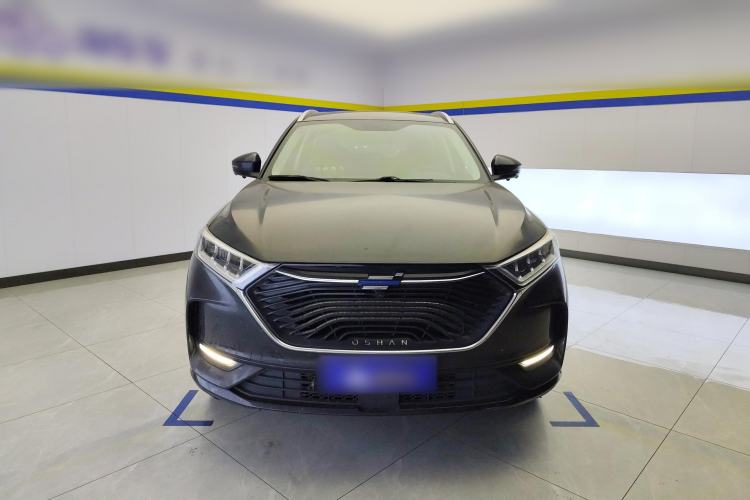 Used CHANGAN OSHAN X7 2021 1.5T Automatic Luxury Model Front
