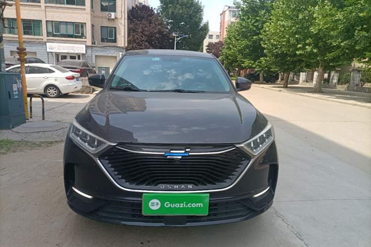 Used CHANGAN OSHAN X7 2021 1.5T Automatic Luxury Version Front