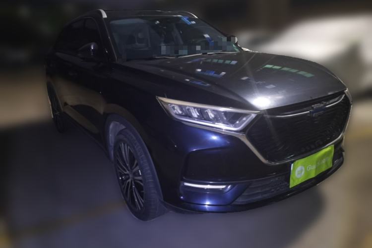 Used CHANGAN OSHAN X7 2021 1.5T Automatic Luxury Model Front Right 45 Deg