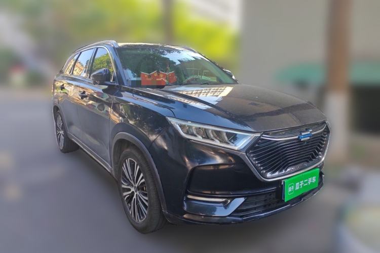 Used CHANGAN OSHAN X7 2021 1.5T Automatic Luxury Model Front Right 45 Deg