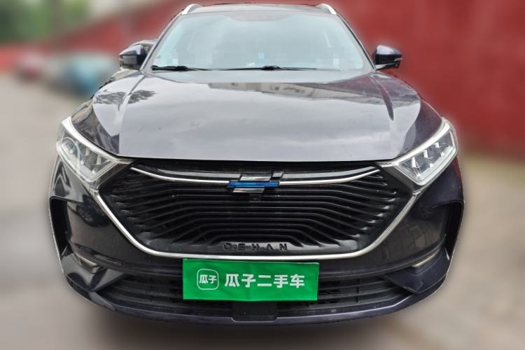 Used CHANGAN OSHAN X7 2021 1.5T Automatic Luxury Model Front