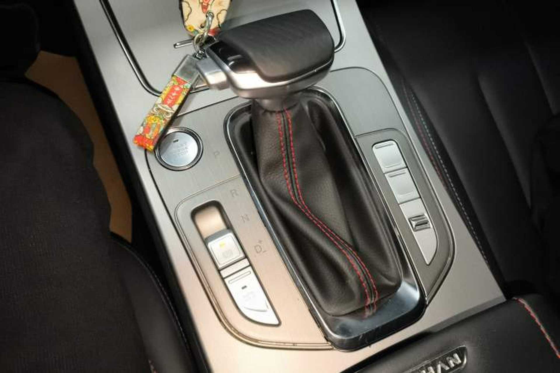 Used CHANGAN OSHAN X7 2021 1.5T Automatic Luxury Model Gear Lever