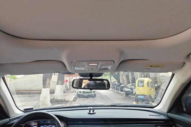 Used CHANGAN OSHAN X7 2021 1.5T Automatic Luxury Model Headliner