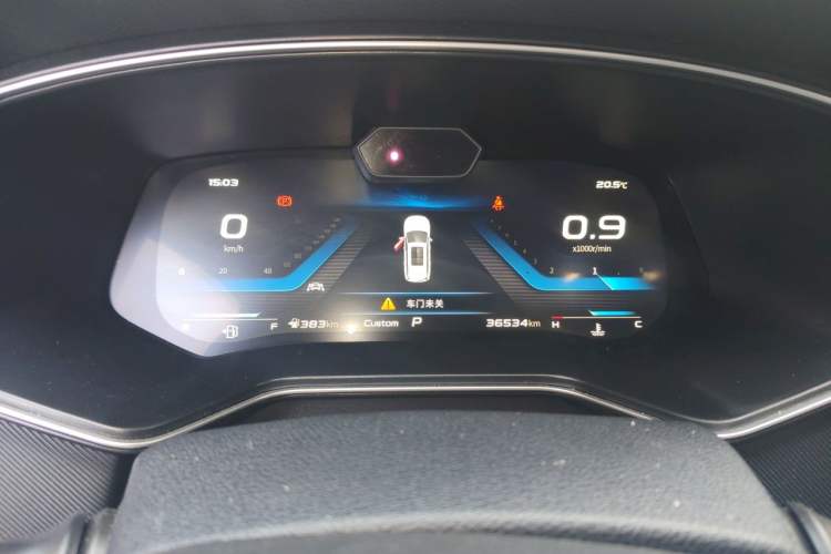 Used CHANGAN OSHAN X7 2021 1.5T Space Freedom Edition with Automatic Parking and Facial Recognition Instrument Cluster