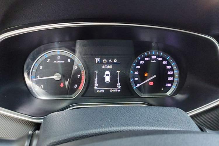 Used CHANGAN OSHAN X7 2021 1.5T Automatic Elite Edition Instrument Cluster