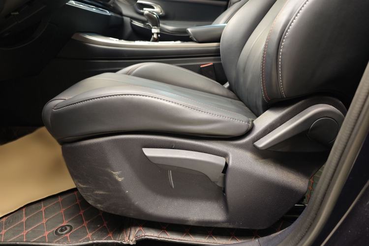 Used CHANGAN OSHAN X7 2021 1.5T Manual Luxury Version Interior 1