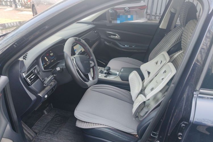 Used CHANGAN OSHAN X7 2021 1.5T Space Freedom Edition with Automatic Parking and Facial Recognition Left Front Seat