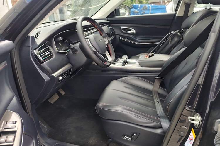 Used CHANGAN OSHAN X7 2021 1.5T Space Freedom Edition with Automatic Parking and Facial Recognition Left Front Seat