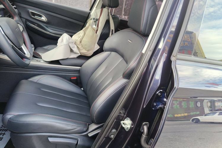 Used CHANGAN OSHAN X7 2021 1.5T Automatic Luxury Version Left Front Seat