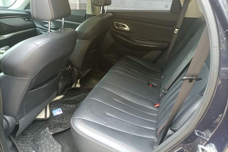 Used CHANGAN OSHAN X7 2021 1.5T Automatic Luxury Version Left Rear Seat