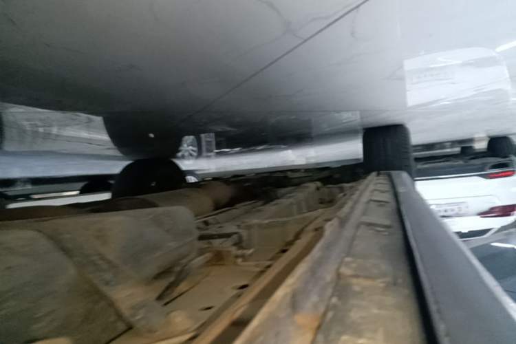 Used CHANGAN OSHAN X7 2021 1.5T Automatic Luxury Version Left Side Sill