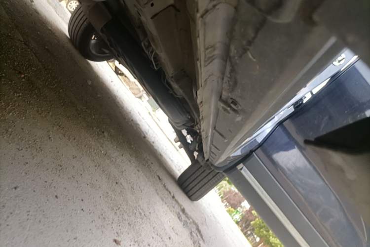 Used CHANGAN OSHAN X7 2021 1.5T Automatic Luxury Version Left Side Sill