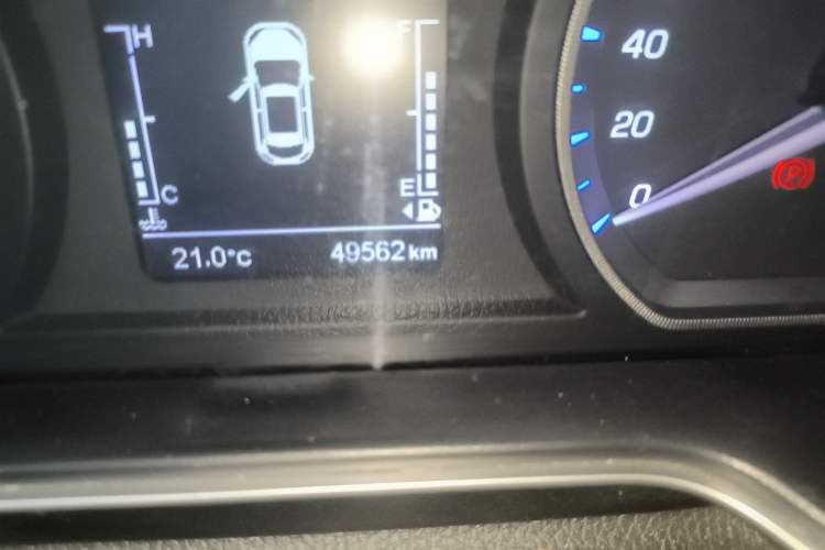 Used CHANGAN OSHAN X7 2021 1.5T Automatic Luxury Version Odometer Close Up