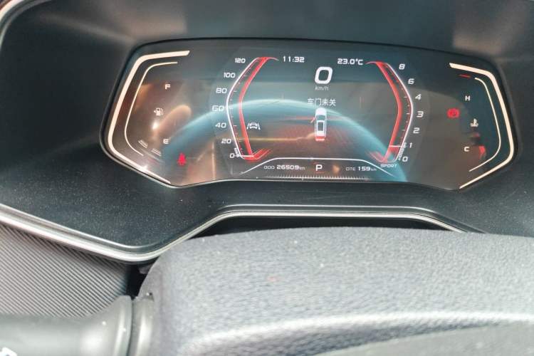 Used CHANGAN OSHAN X7 2021 1.5T Automatic Luxury Model Odometer Close Up