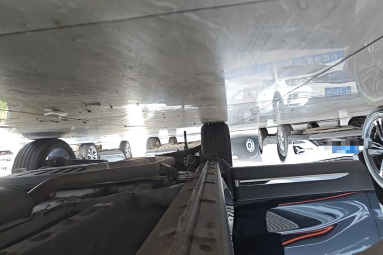 Used CHANGAN OSHAN X7 2021 1.5T Automatic Luxury Version Right Side Sill