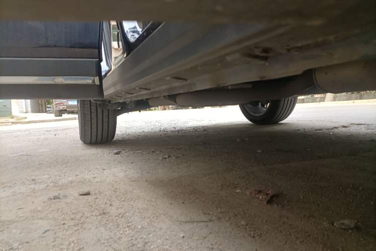 Used CHANGAN OSHAN X7 2021 1.5T Automatic Luxury Version Right Side Sill