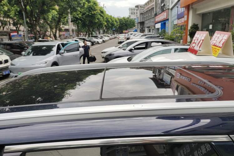 Used CHANGAN OSHAN X7 2021 1.5T Automatic Luxury Model Roof