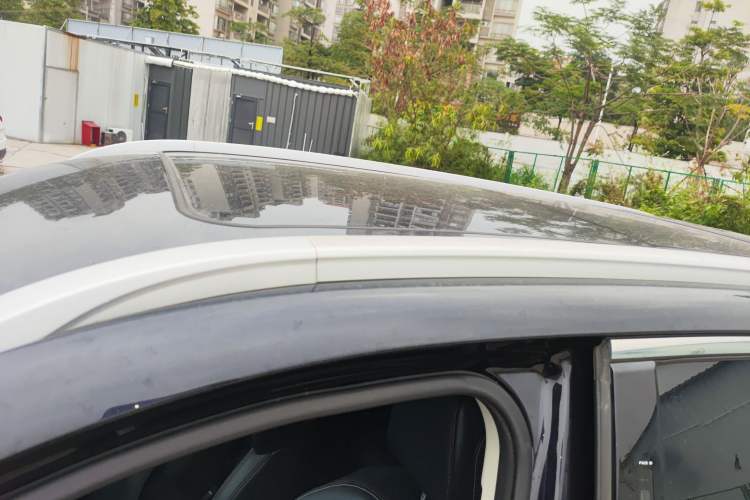 Used CHANGAN OSHAN X7 2021 1.5T Space Freedom Edition with Automatic Parking and Facial Recognition Roof