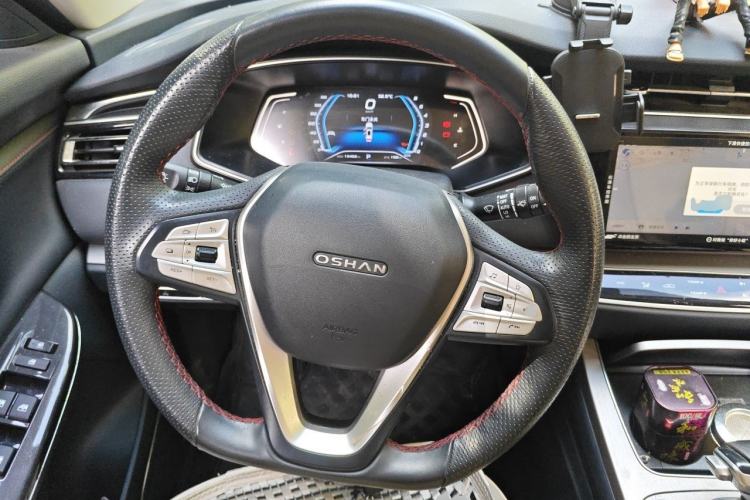Used CHANGAN OSHAN X7 2021 1.5T Automatic Luxury Model Steering Wheel