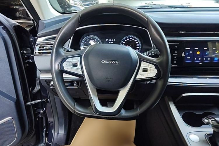 Used CHANGAN OSHAN X7 2021 1.5T Automatic Elite Edition Steering Wheel