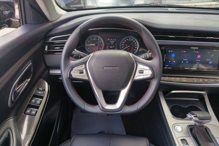 Used CHANGAN OSHAN X7 2021 1.5T Automatic Luxury Version Steering Wheel