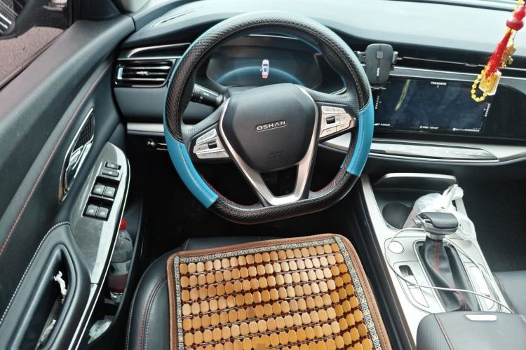 Used CHANGAN OSHAN X7 2021 1.5T Automatic Luxury Model Steering Wheel