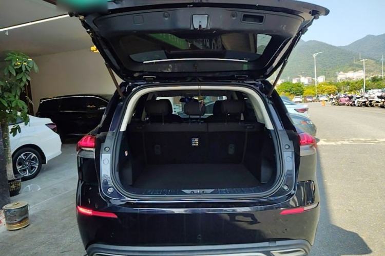 Used CHANGAN OSHAN X7 2021 1.5T Automatic Elite Edition Trunk